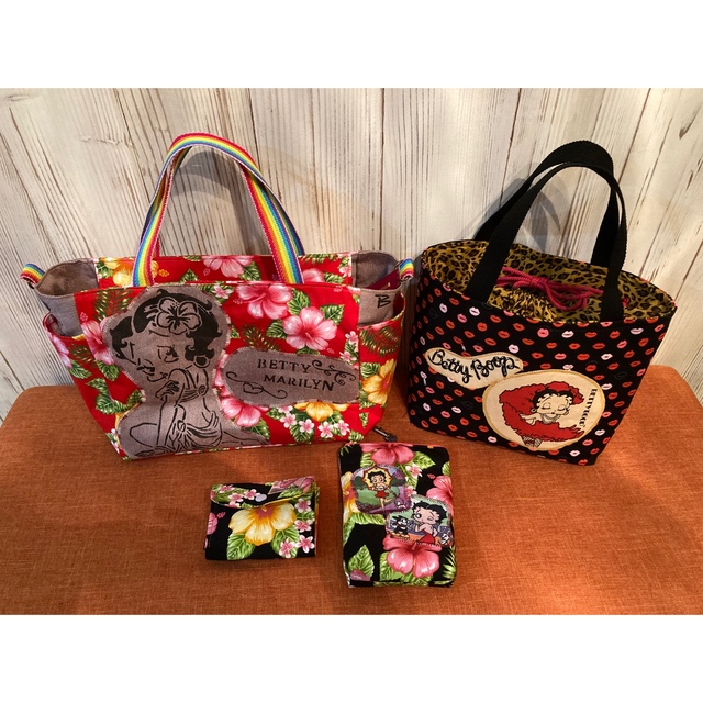 ハンドメイド バック 巾着バック 小銭入れ ミニポーチ ハンドメイド バック 巾着バック 小銭入れ ミニポーチ