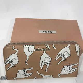 ミュウミュウ(miumiu)のRR301 miu miu ミュウ　ミュウ　長財布　猫柄　ピンク(財布)