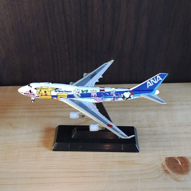 ANA飛行機フィギュアポケモン