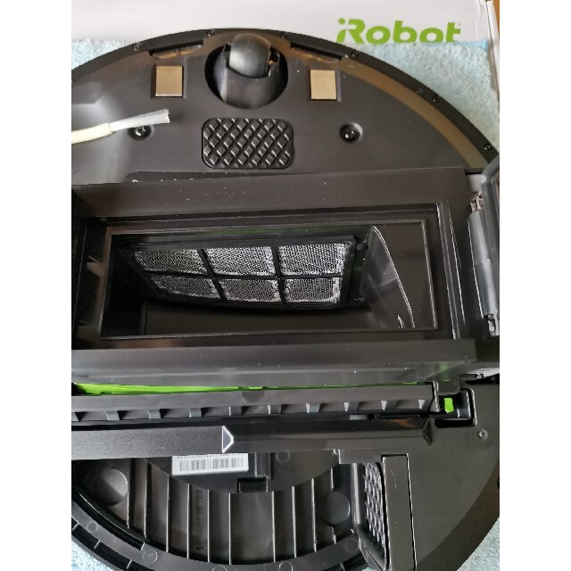 iRobot(アイロボット)のiRobot ルンバ 21年製 e5 スマホ/家電/カメラの生活家電(掃除機)の商品写真