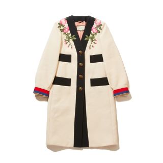 グッチ(Gucci)のグッチ GUCCI エンブロイダリーコート 17AW トレンチコート 【中古】(トレンチコート)