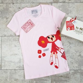 コーチ(COACH)のCOACH コーチ ☆ ポピー チェリー コットン Tシャツ M 缶バッチ付(Tシャツ(半袖/袖なし))