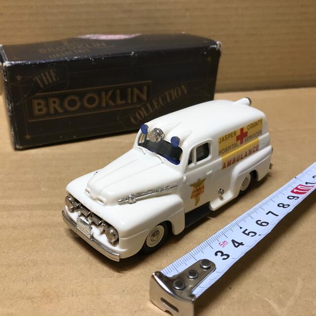 ミニカーBLOOKLIN COLLECTION BRK.42 1952 FORD F1