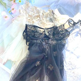 チュチュアンナ(tutuanna)のレース花柄リボン　ブラックパジャマ　vintage やみかわ  ゆめかわ 地雷系(ひざ丈ワンピース)