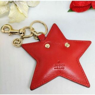 Gucci - 美品✨希少!GUCCI GG柄 ✨スターモチーフ キーホルダー 匿名