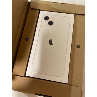 アップル(Apple)の【新品未開封】iPhone 13 スターライト 128GB SIMフリー(スマートフォン本体)