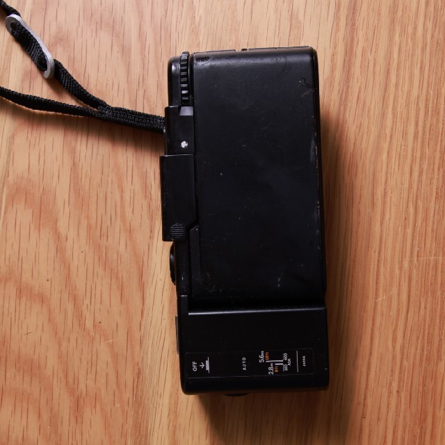 フィルムカメラ OLYMPUS XA 初代 フィルム電池付　オリンパス