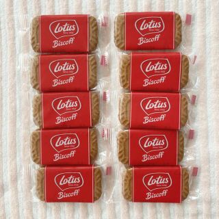 ロータス(LOTUS)のロータス　カラメルビスケット　10枚(菓子/デザート)