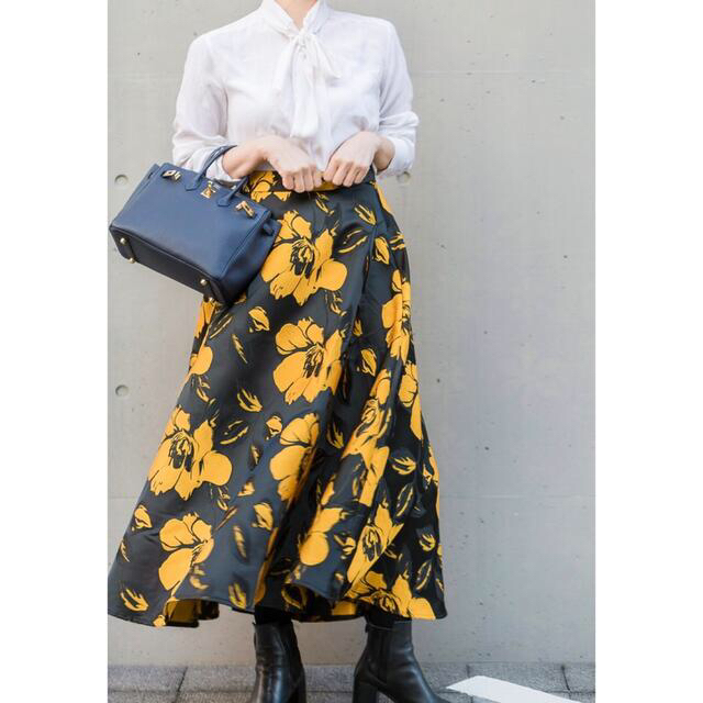 High waist flower skirt (yellow) レディースのスカート(ロングスカート)の商品写真