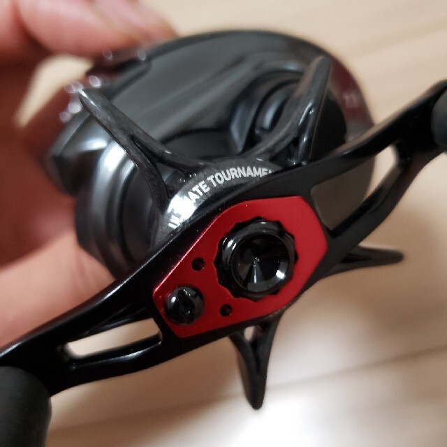 DAIWA(ダイワ)のダイワ 20アルファス AIR TW 7.1L スポーツ/アウトドアのフィッシング(リール)の商品写真