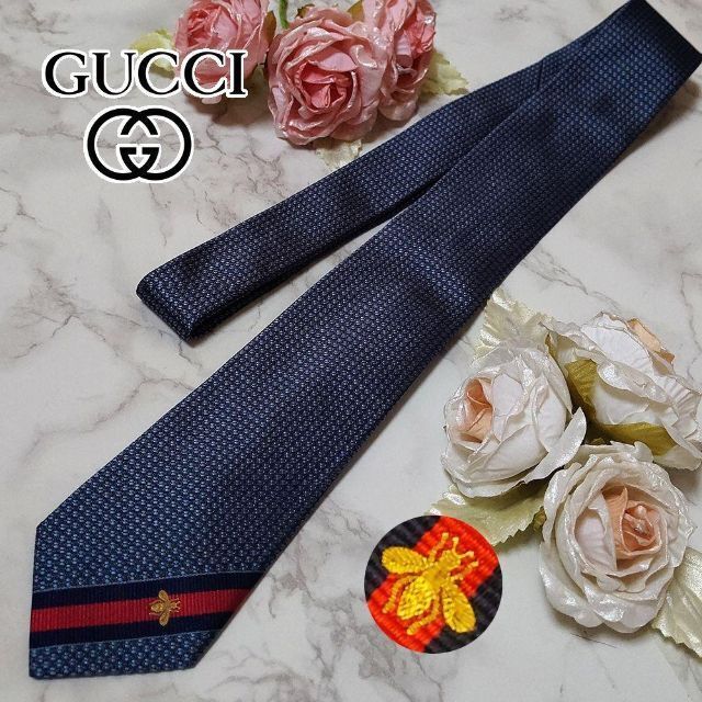 Gucci(グッチ)の人気✨GUCCI ビーロゴ 先ストライプ 7CM メンズのファッション小物(ネクタイ)の商品写真