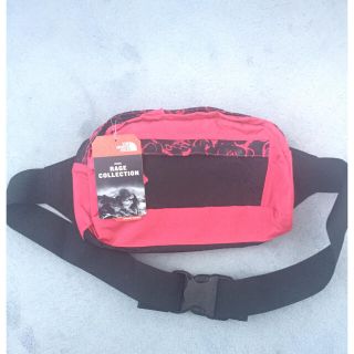 ザノースフェイス(THE NORTH FACE)のノースフェイス＊ウェストバッグ＊ウェストポーチ＊新品(ボディバッグ/ウエストポーチ)