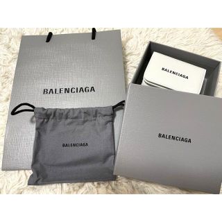 バレンシアガ(Balenciaga)の【あん様】バレンシアガBALENCIAGA　三つ折り財布　[新品未使用](財布)