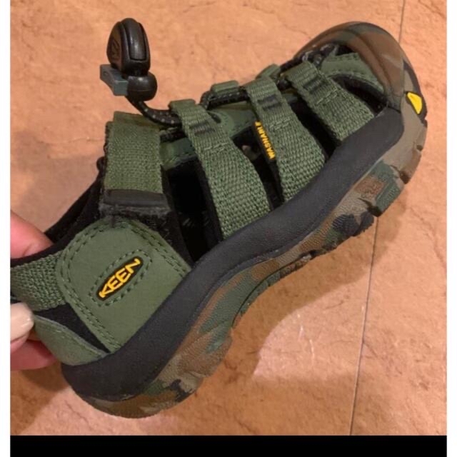 KEEN(キーン)のkeen キッズサンダル　16センチ キッズ/ベビー/マタニティのキッズ靴/シューズ(15cm~)(サンダル)の商品写真