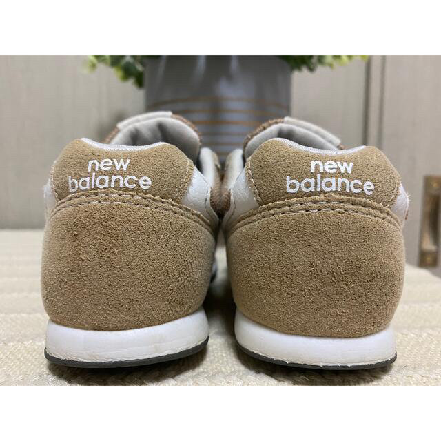 New Balance(ニューバランス)のニューバランス  996 ベージュ　14センチ キッズ/ベビー/マタニティのベビー靴/シューズ(~14cm)(スニーカー)の商品写真