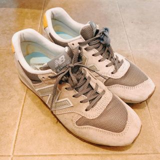 ニューバランス(New Balance)のニューバランス スニーカー グレーベージュ 23㎝(スニーカー)