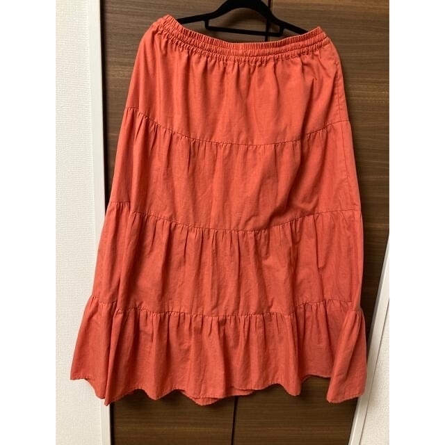 REBECCA様専用   可愛いオレンジのスカート 大きいサイズ3L レディースのスカート(ロングスカート)の商品写真
