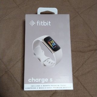 フィットフィット(fitfit)のmoki様専用　新品　Fitbit Charge5　納品書付き(その他)