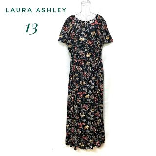 ローラアシュレイ(LAURA ASHLEY)の大きいサイズ ♡ 花柄ロングワンピース　13号　ブラック　黒地　半袖　マキシ丈(ロングワンピース/マキシワンピース)