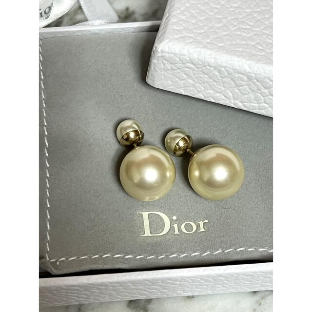 Christian Dior - 極美品 パール トライバルピアス クリスチャン ...