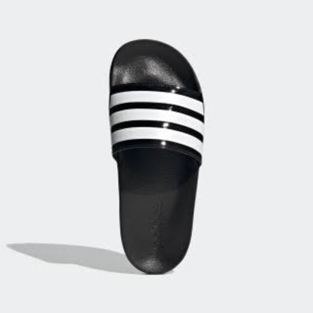 adidas(アディダス)の【新品】 adidas アディダス アディレッタ シャワーサンダル黒FZ2852 レディースの靴/シューズ(サンダル)の商品写真