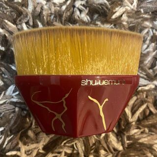 シュウウエムラ(shu uemura)のペタル55 ファンデーション ブラシ(チーク/フェイスブラシ)