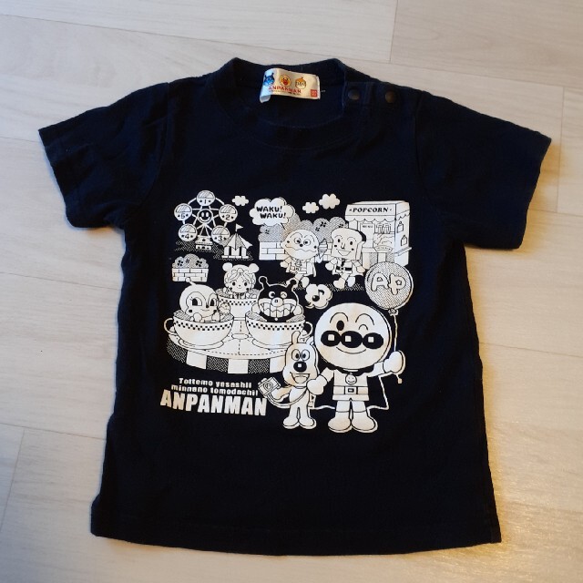 アンパンマン(アンパンマン)のアンパンマン　95サイズ　半袖　Tシャツ　キッズ キッズ/ベビー/マタニティのキッズ服女の子用(90cm~)(Tシャツ/カットソー)の商品写真