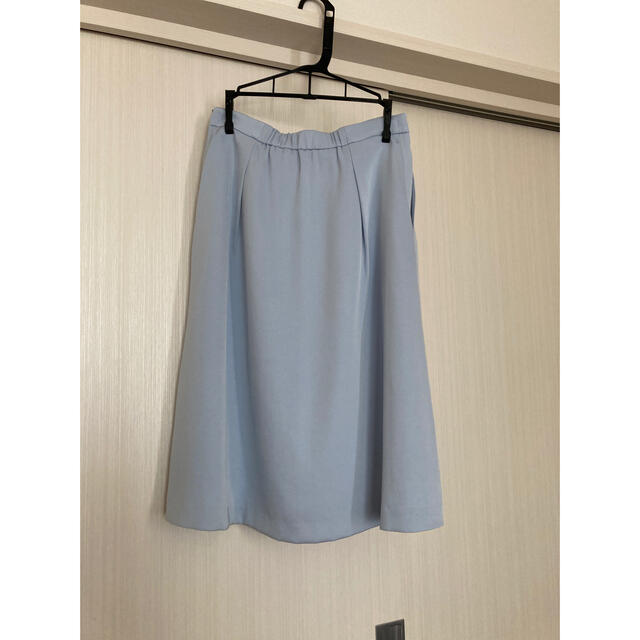 NATURAL BEAUTY(ナチュラルビューティー)の美品　ライトブルー　スカート レディースのスカート(ひざ丈スカート)の商品写真