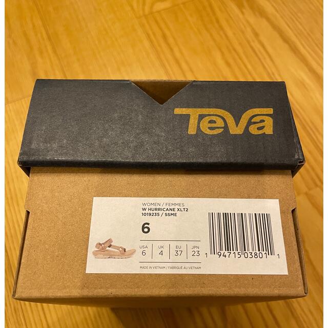 Teva(テバ)のTeva サンダル レディース ハリケーン XLT2  ベージュ 23cm 新品 レディースの靴/シューズ(サンダル)の商品写真