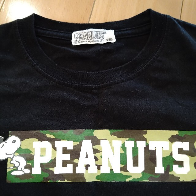 PEANUTS(ピーナッツ)のPEANUTS　スヌーピー　Ｔシャツ　130 キッズ/ベビー/マタニティのキッズ服男の子用(90cm~)(Tシャツ/カットソー)の商品写真