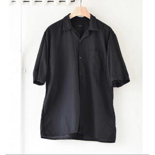 コモリ(COMOLI)のcomoli ベタシャンオープンカラーシャツ 半袖シャツ　2 ブラック(シャツ)