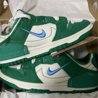 ナイキ(NIKE)のナイキ ウィメンズ ダンク ロー  ディスラプト2 マカライト(スニーカー)