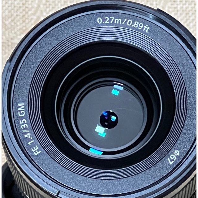 SONY(ソニー)のGarise様専用　メーカ保証書あり　FE35mm F1.4GM スマホ/家電/カメラのカメラ(レンズ(単焦点))の商品写真