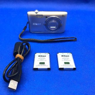 ニコン(Nikon)のNikon COOLPIX A300 シルバー　＋　S3700 ブラック(コンパクトデジタルカメラ)