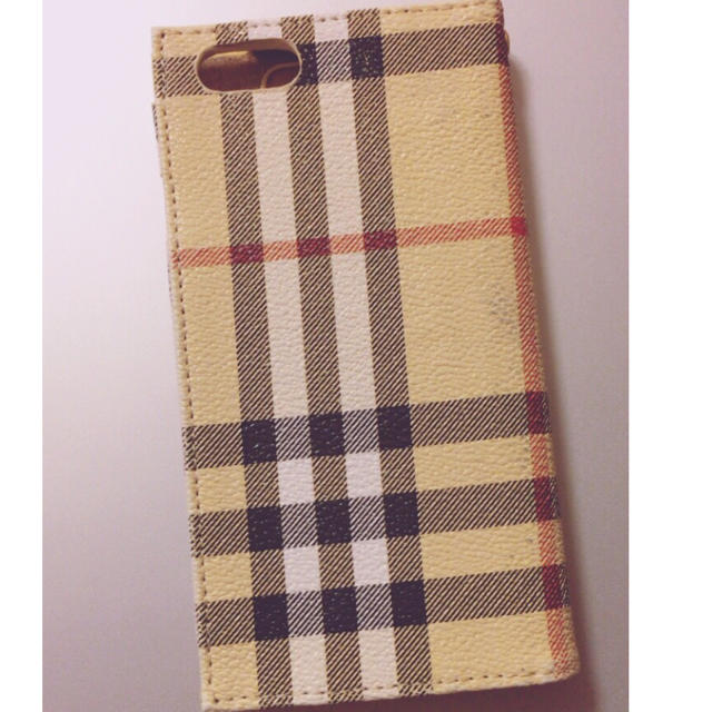 BURBERRY(バーバリー)のBUEBERRY iPhoneケース スマホ/家電/カメラのスマホアクセサリー(モバイルケース/カバー)の商品写真