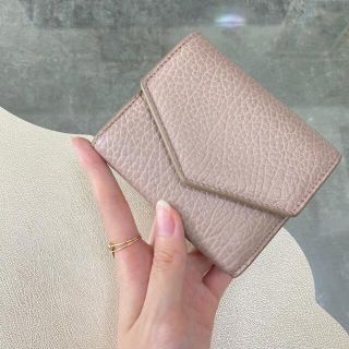 マルタンマルジェラ(Maison Martin Margiela)の【新品】メゾン マルジェラ エンベロープ 三つ折り財布 くすみピンク(財布)