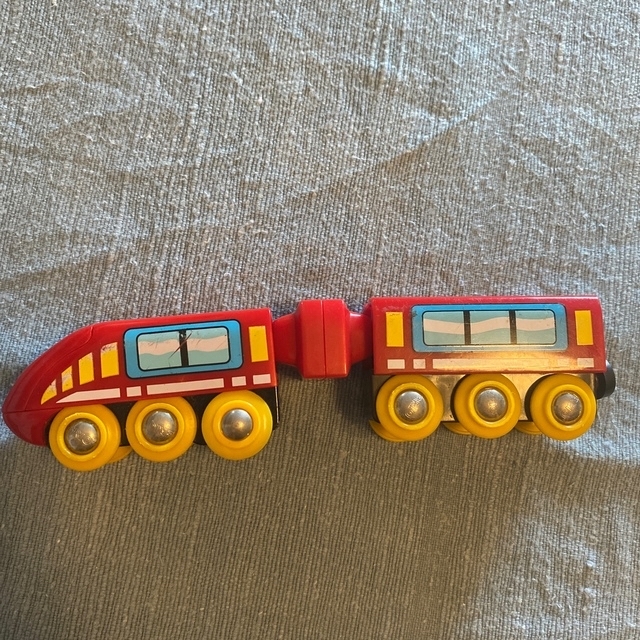 IKEA(イケア)の木製 トレインセット 機関車 キッズ/ベビー/マタニティのおもちゃ(電車のおもちゃ/車)の商品写真