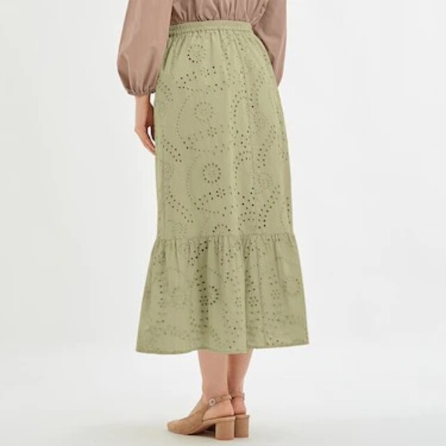 GU(ジーユー)の♡GU♡コットンレースティアードロングスカート♡ レディースのスカート(ロングスカート)の商品写真