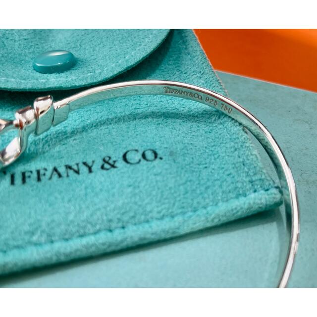 Tiffany & Co.(ティファニー)の超美品　ティファニー　フックアイ　バングル　シルバー925 ゴールド レディースのアクセサリー(ブレスレット/バングル)の商品写真
