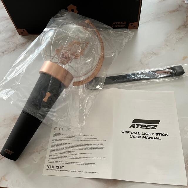 ATEEZ OFFICIAL LIGHT STICK ライティニ　未使用品エンタメ/ホビー