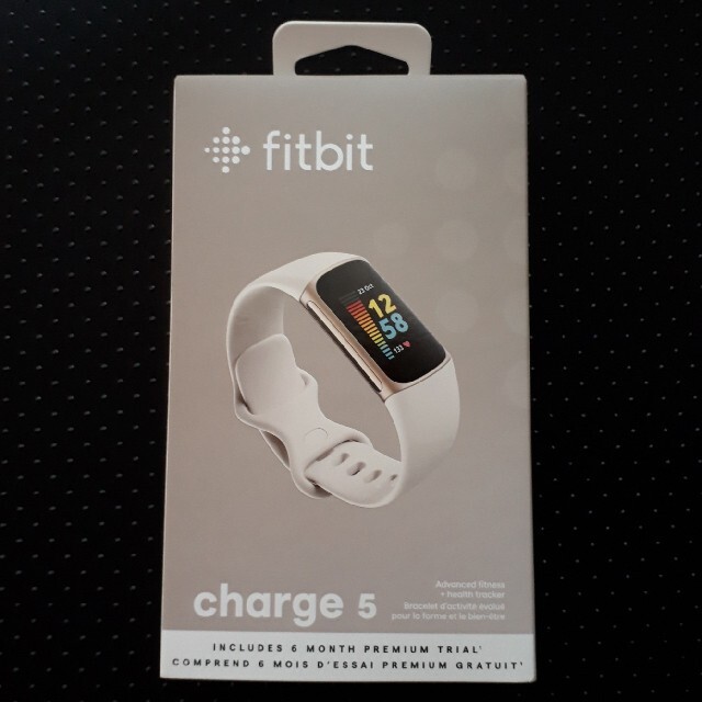 新品未開封　Fitbit Charge5 FB421GLWT  ルナホワイト