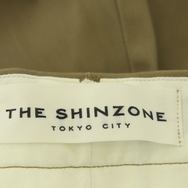Shinzone(シンゾーン)のシンゾーン チノパンツ ストレート ジッパーフライ 36 ベージュ レディースのパンツ(チノパン)の商品写真