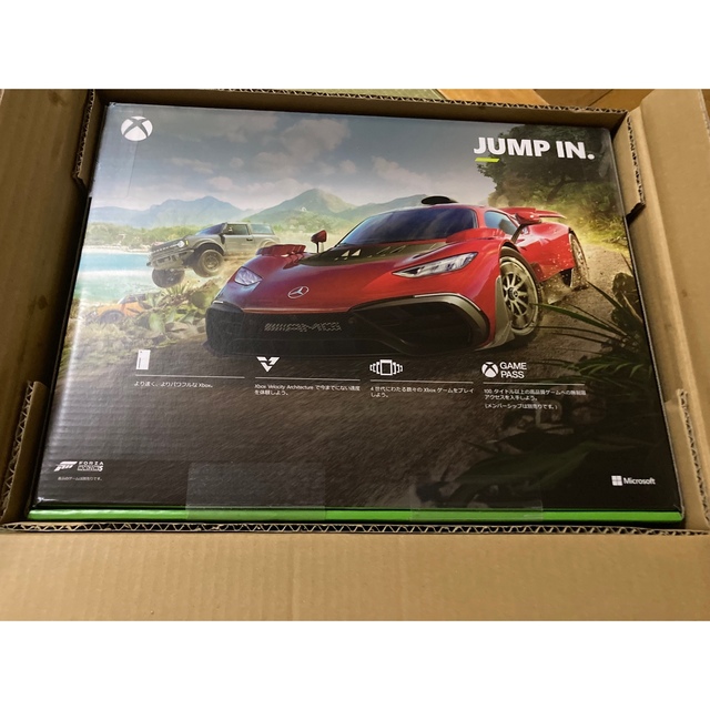 Xbox(エックスボックス)のXbox Seriesブラック RRT-00015 エンタメ/ホビーのゲームソフト/ゲーム機本体(家庭用ゲーム機本体)の商品写真