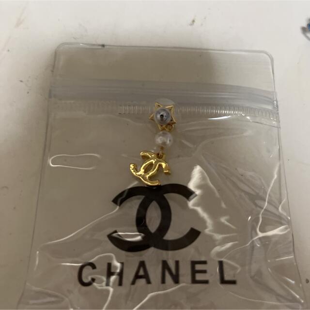 CHAN E L(BTS)(v)愛用ブラックココ&スノーストーン入りピアス片耳