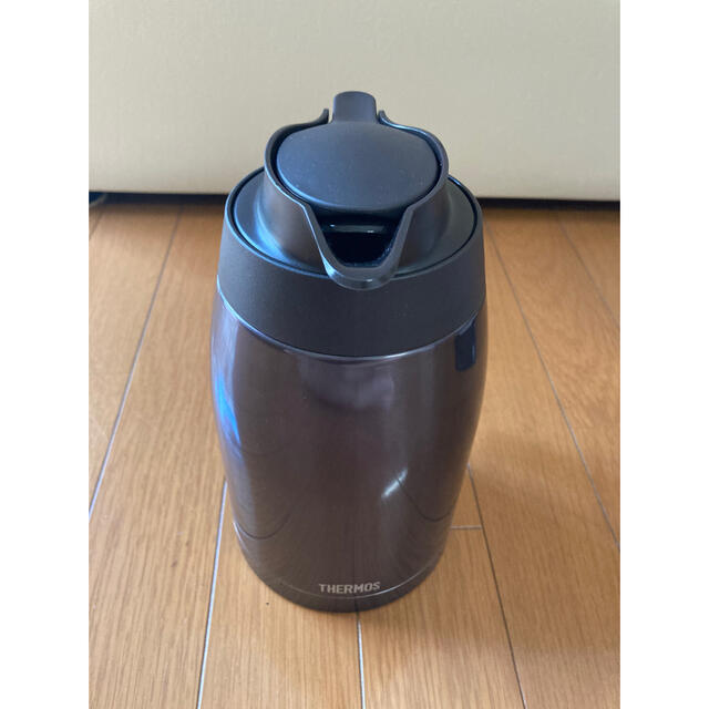 THERMOS(サーモス)のTHERMOSサーモス ステンレスポット  1.5リットル インテリア/住まい/日用品のキッチン/食器(容器)の商品写真