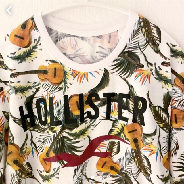 Hollister(ホリスター)のHOLLISTER 総柄　Tシャツ　半袖　ホリスター メンズのトップス(Tシャツ/カットソー(半袖/袖なし))の商品写真