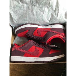 ナイキ(NIKE)のNIKE SB DUNK LOW PRO BURGUNDY CRUSH (スニーカー)