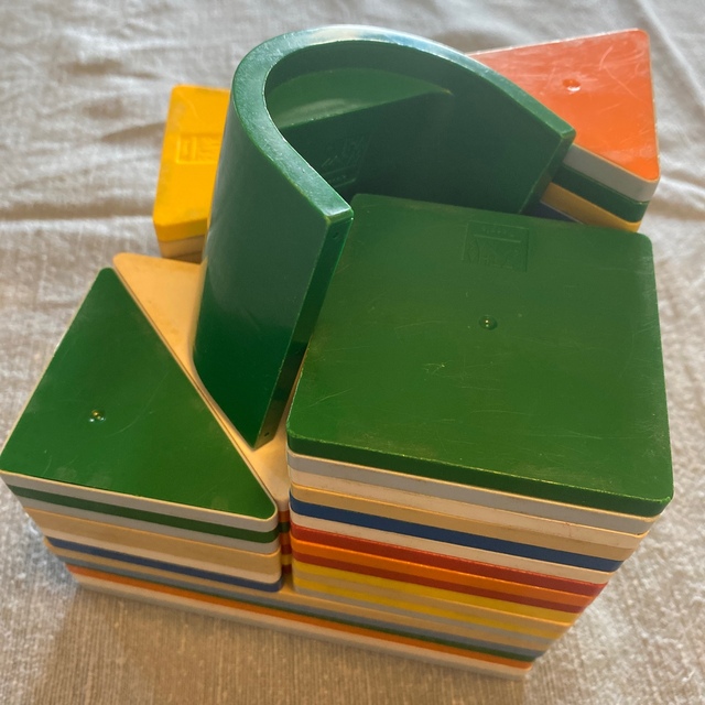 ピープル ピタゴラス 磁石 キッズ/ベビー/マタニティのおもちゃ(知育玩具)の商品写真