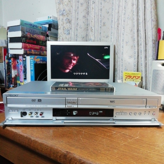 SONY(ソニー)のSONY VHS/DVDレコーダー【RDR-VX30】 スマホ/家電/カメラのテレビ/映像機器(DVDレコーダー)の商品写真