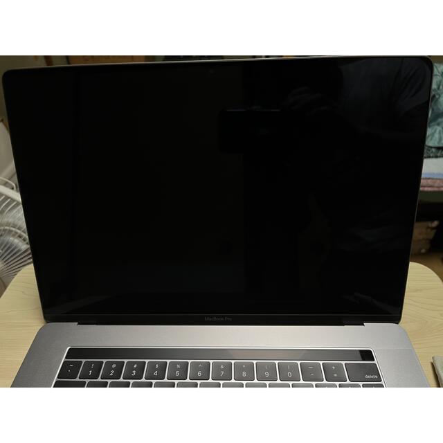 Mac (Apple)(マック)の美品 Macbook Pro 15インチ 1TB 16MB 2.9GHz i9 スマホ/家電/カメラのPC/タブレット(ノートPC)の商品写真
